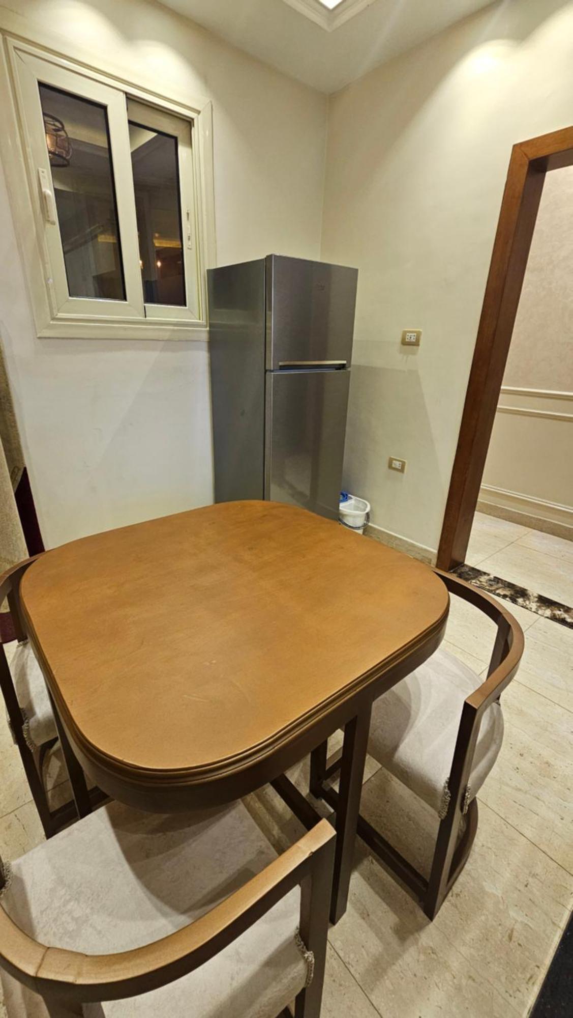 3rd Floor Luxury Apartment-families Only *